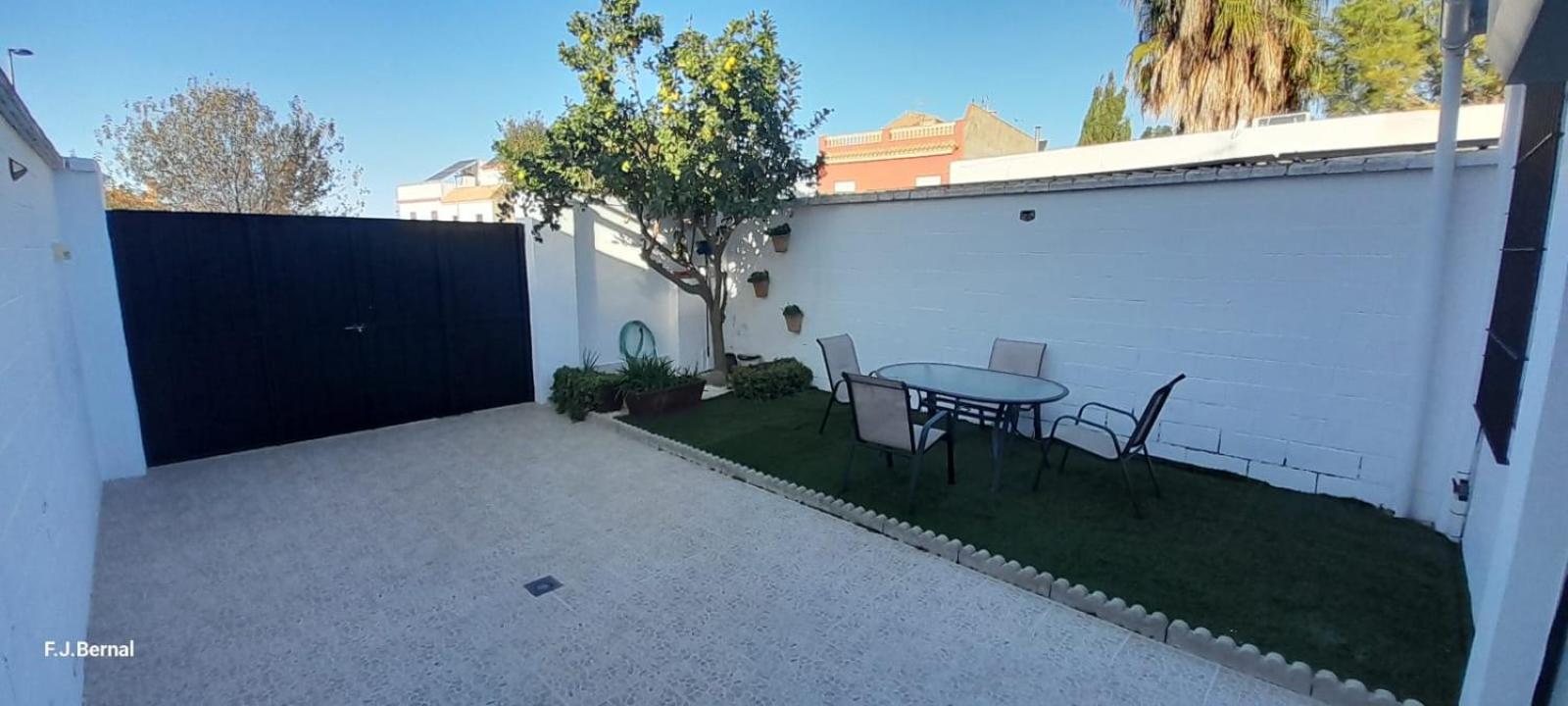 Appartement Acogedor Loft A 30 Minutos De La Playa Y Montana à Lebrija Extérieur photo